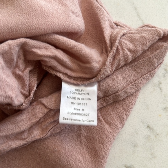 Charlotte Russe Y2K Pink Cropped Top Size M - Picture 4 of 4